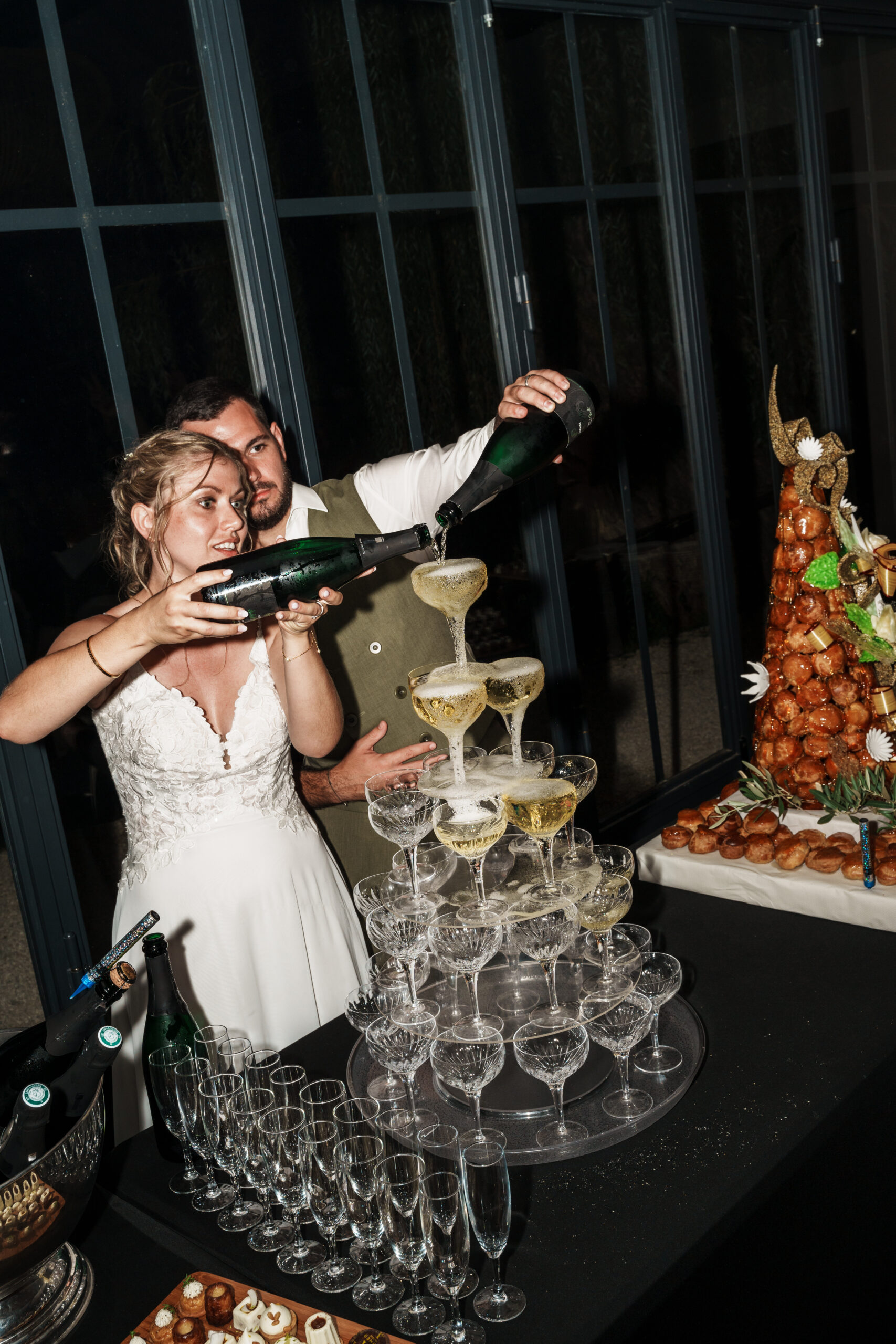 pièce montée et fontaine de champagne